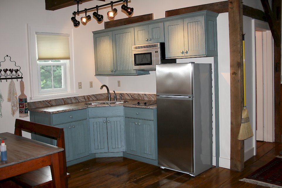 Cottage green Medallion Kitchen.