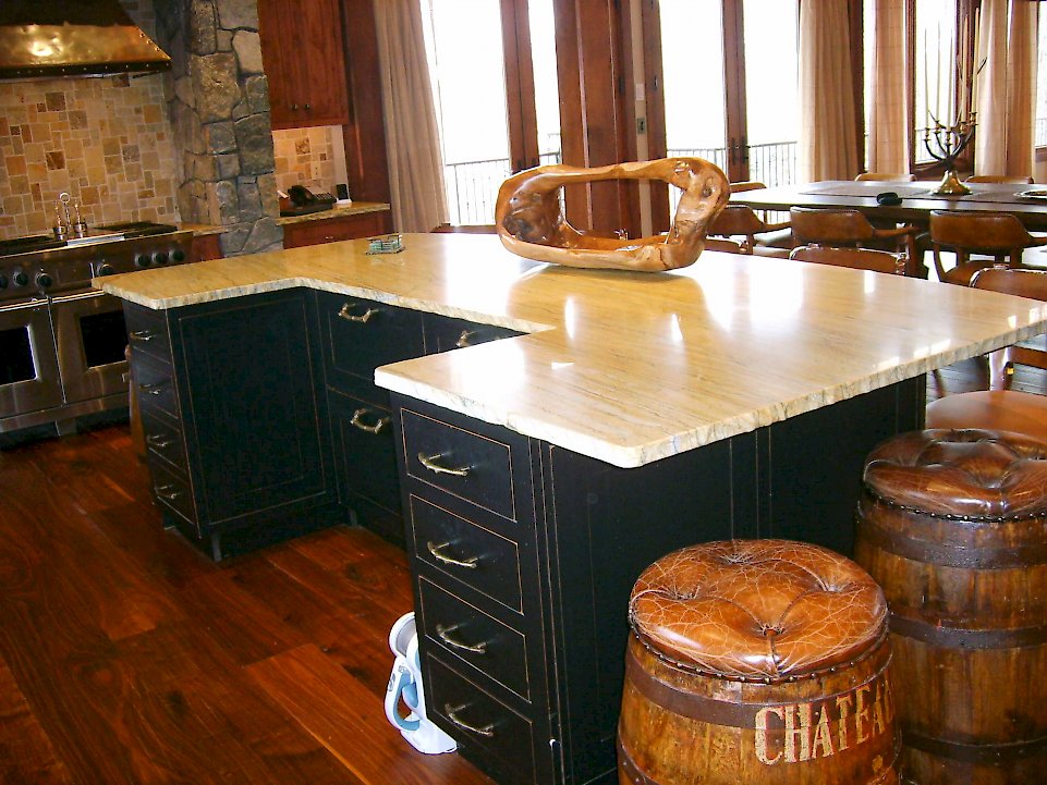 A Macaubis Gold Honed counter-top with a Chisel Edge