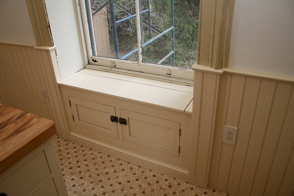 Trunk cabinet next to the window closed