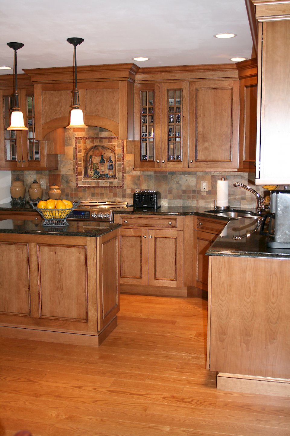Far view of the kitchen.