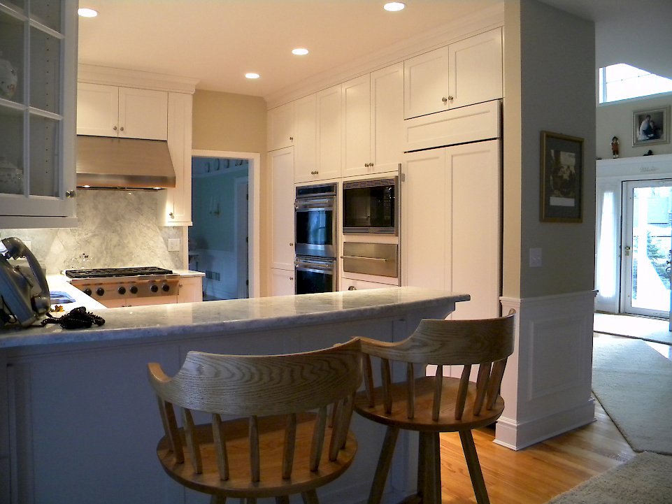 Pearl granite with full height backsplash.